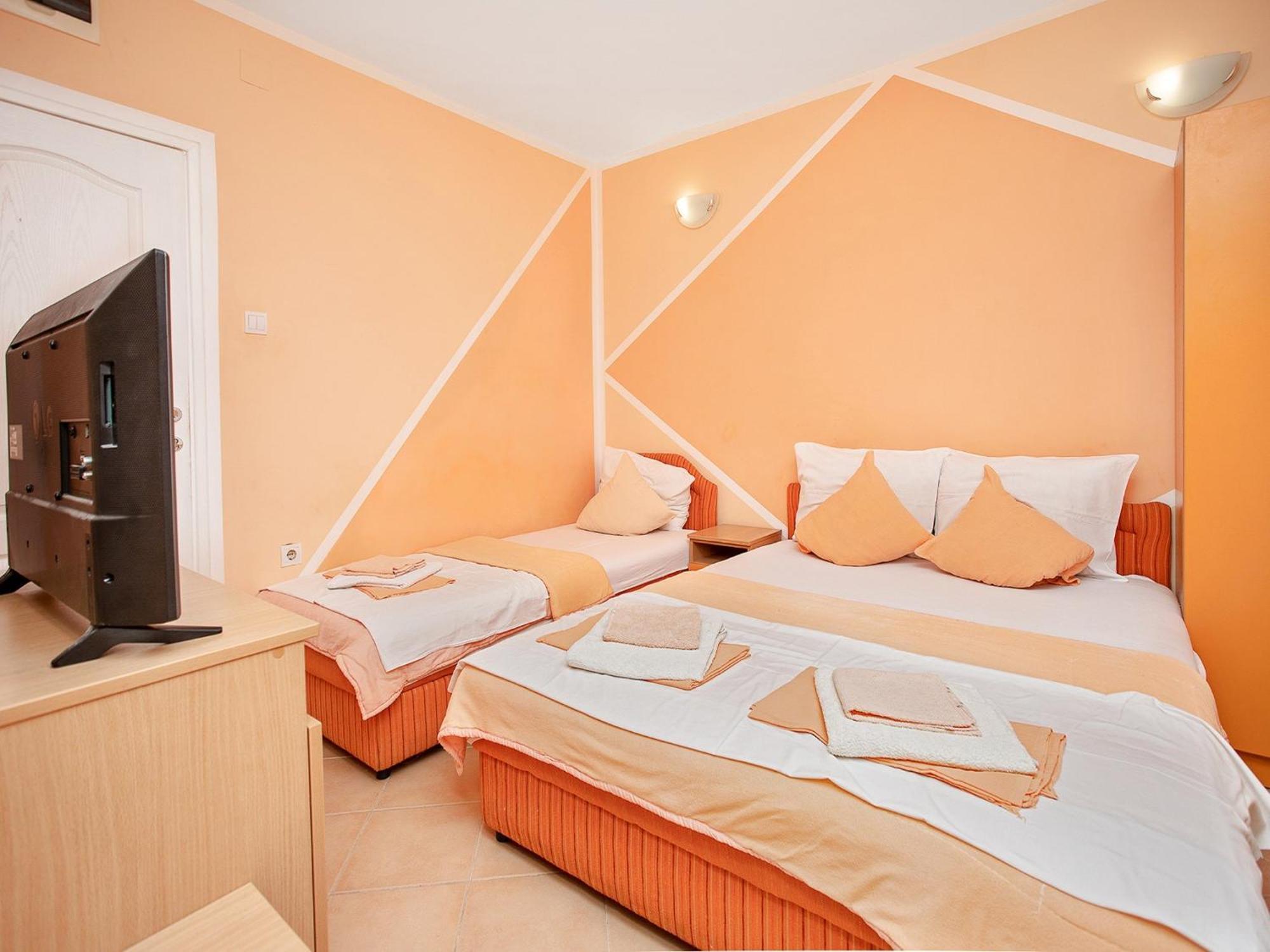 בודווה Apartments Mik5 - Famous Beach Jaz חדר תמונה